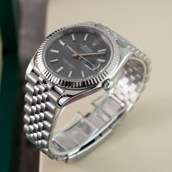 c38eda74-38cd-42d5-9c2a-2ca96fed83e5.jpg