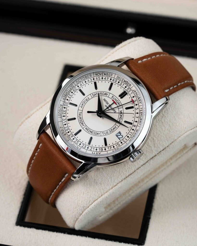 Patek Philippe Calatrava 5212A-001 2025