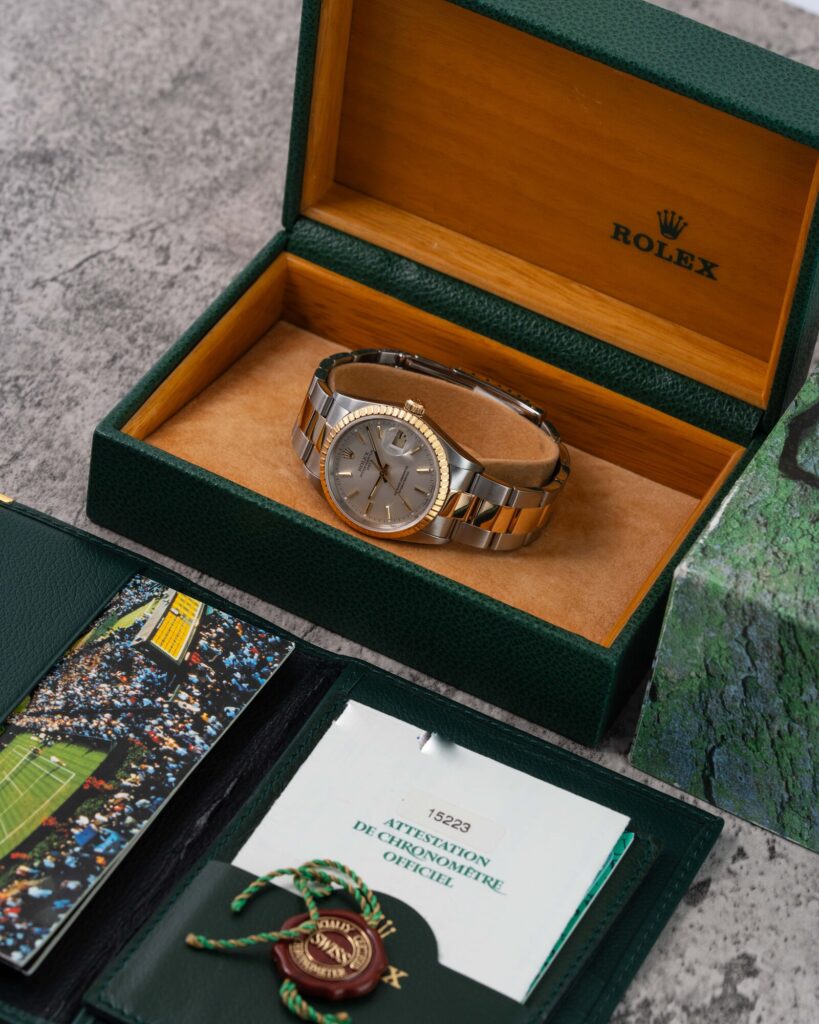 Rolex Oyster Perpetual Date 15223 2001