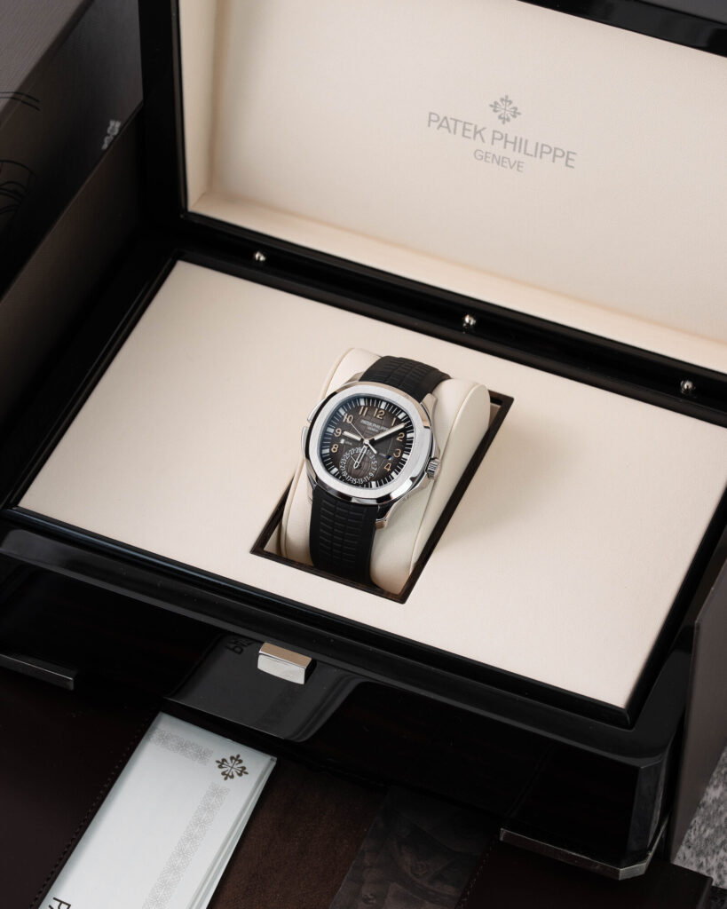 Patek Philippe Aquanaut 5164A-001 2018