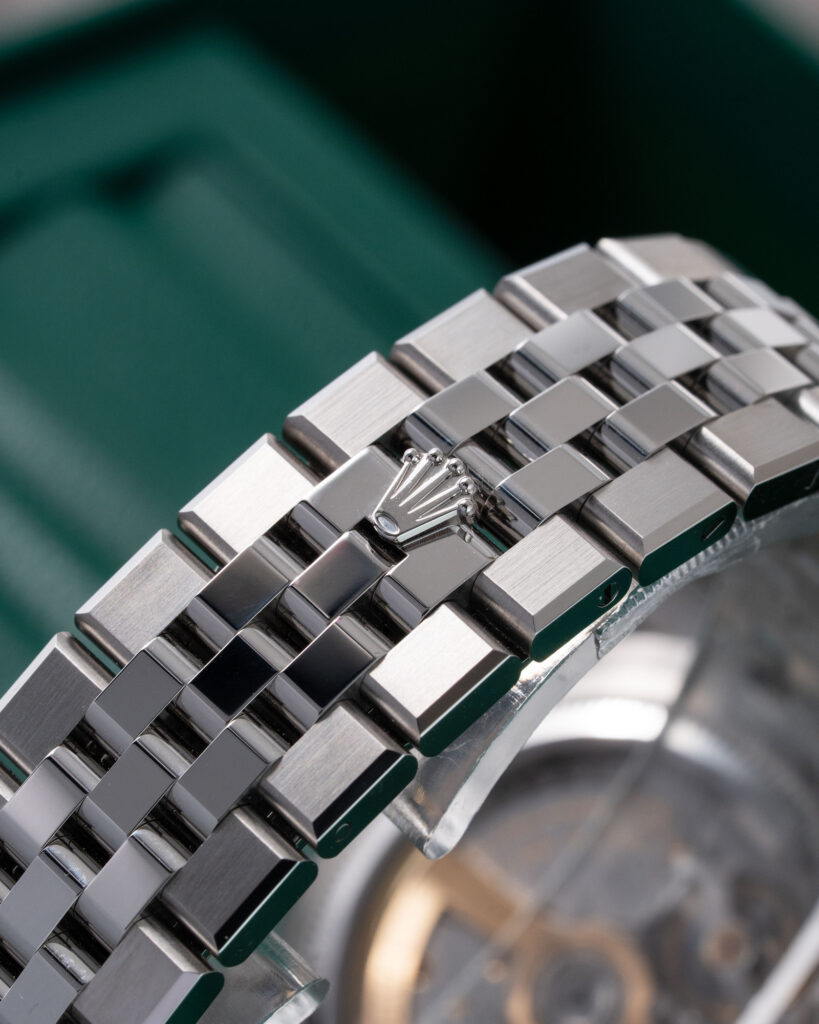 Rolex Land-Dweller 127334