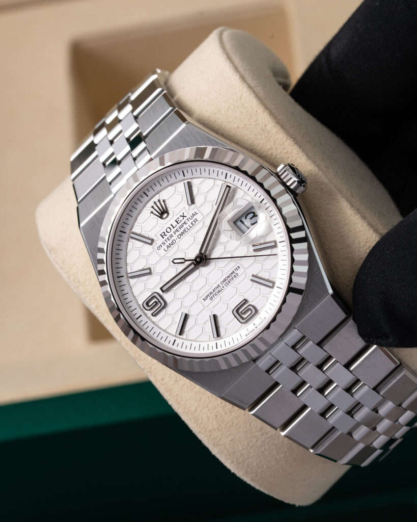 Rolex Land-Dweller 127334