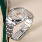 Rolex Oyster Perpetual 124300 2024