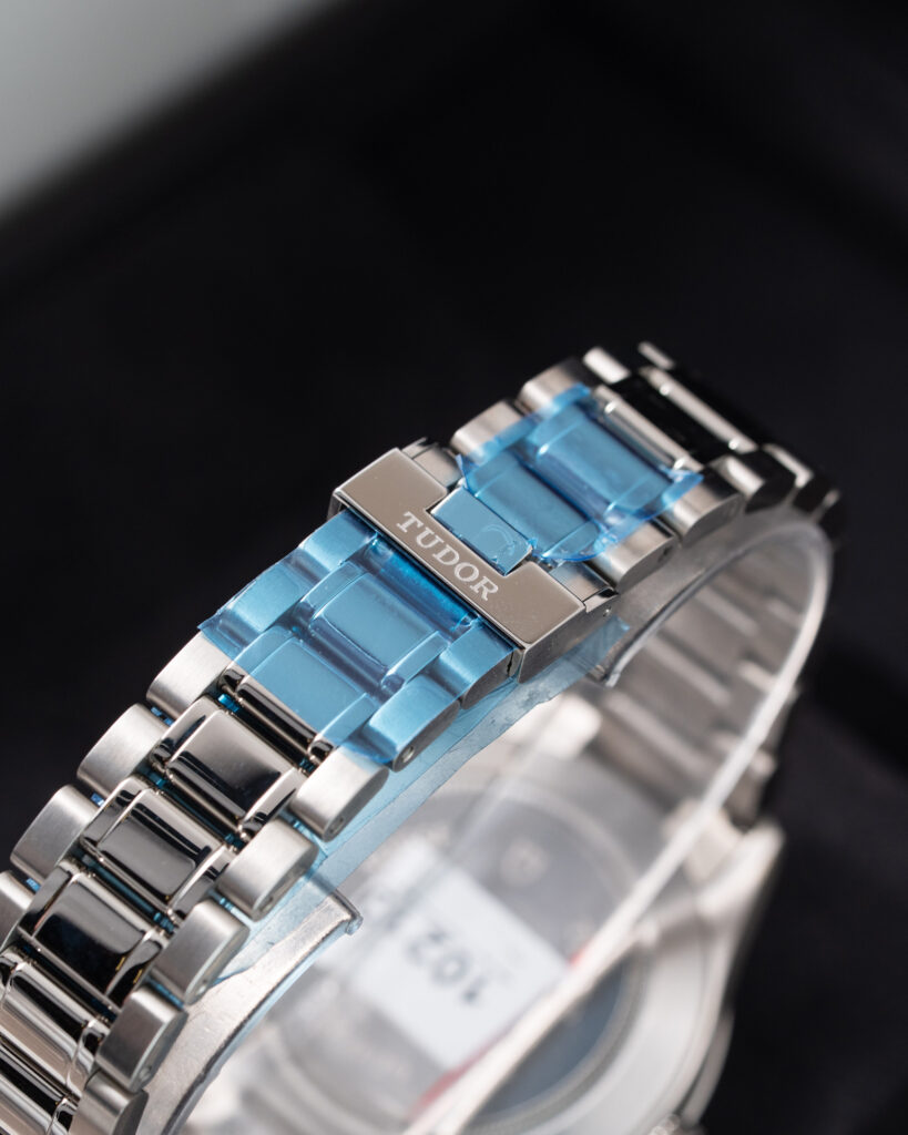 Tudor Style 12710 2021