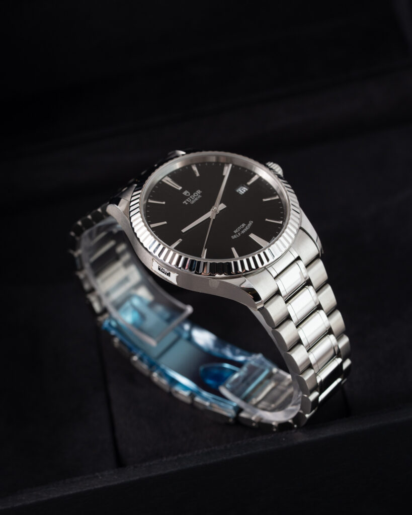 Tudor Style 12710 2021