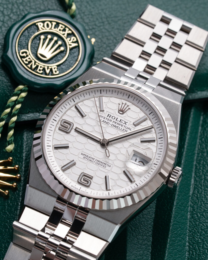 Rolex Land-Dweller 127334