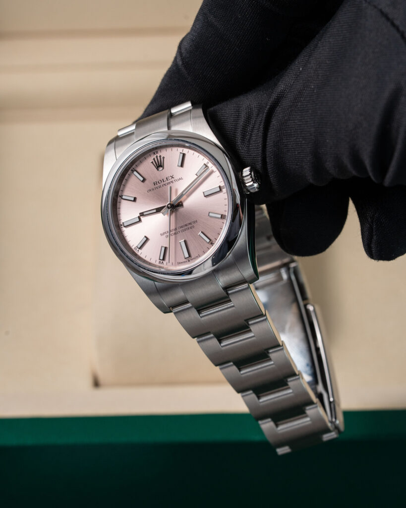 Rolex Oyster Perpetual 124200 2025