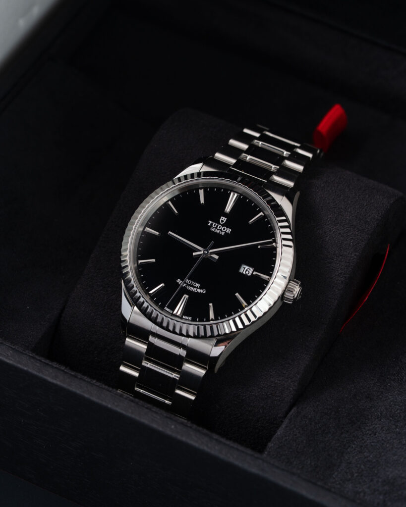 Tudor Style 12710 2021