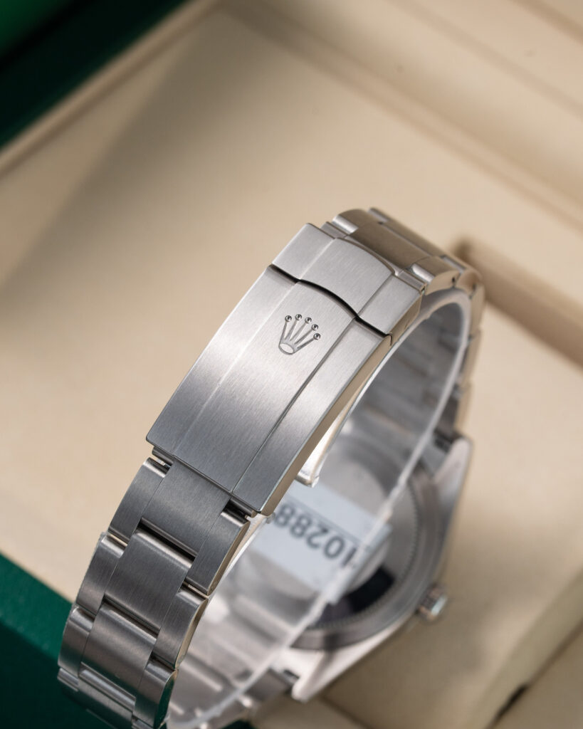 Rolex Oyster Perpetual 124200 2025