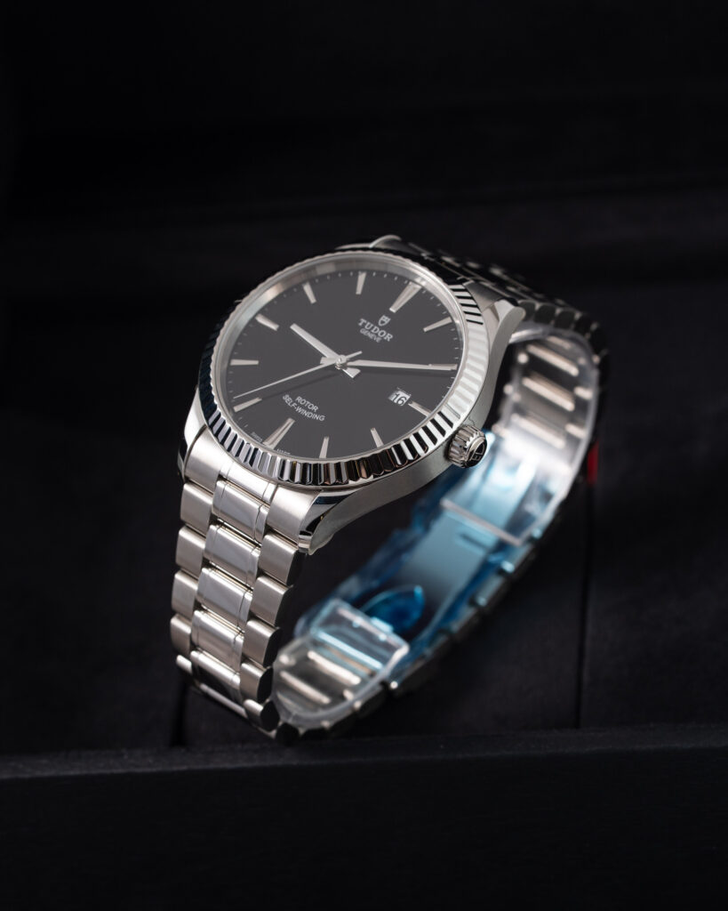 Tudor Style 12710 2021