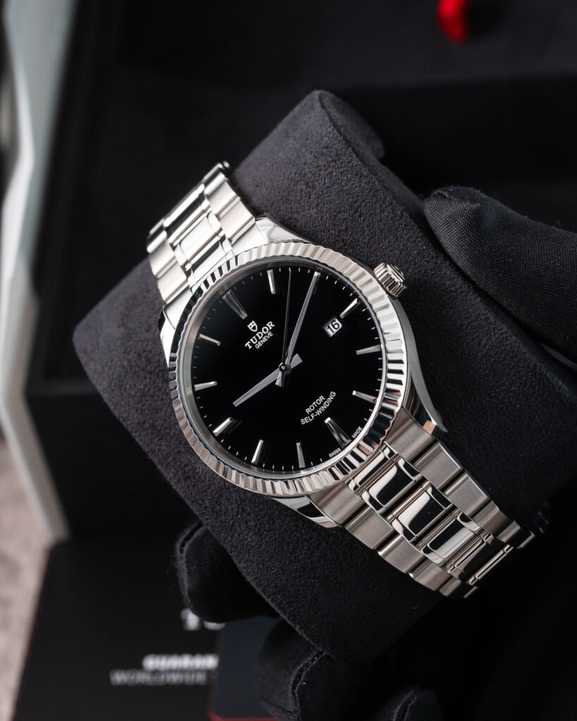 Tudor Style 12710 2021