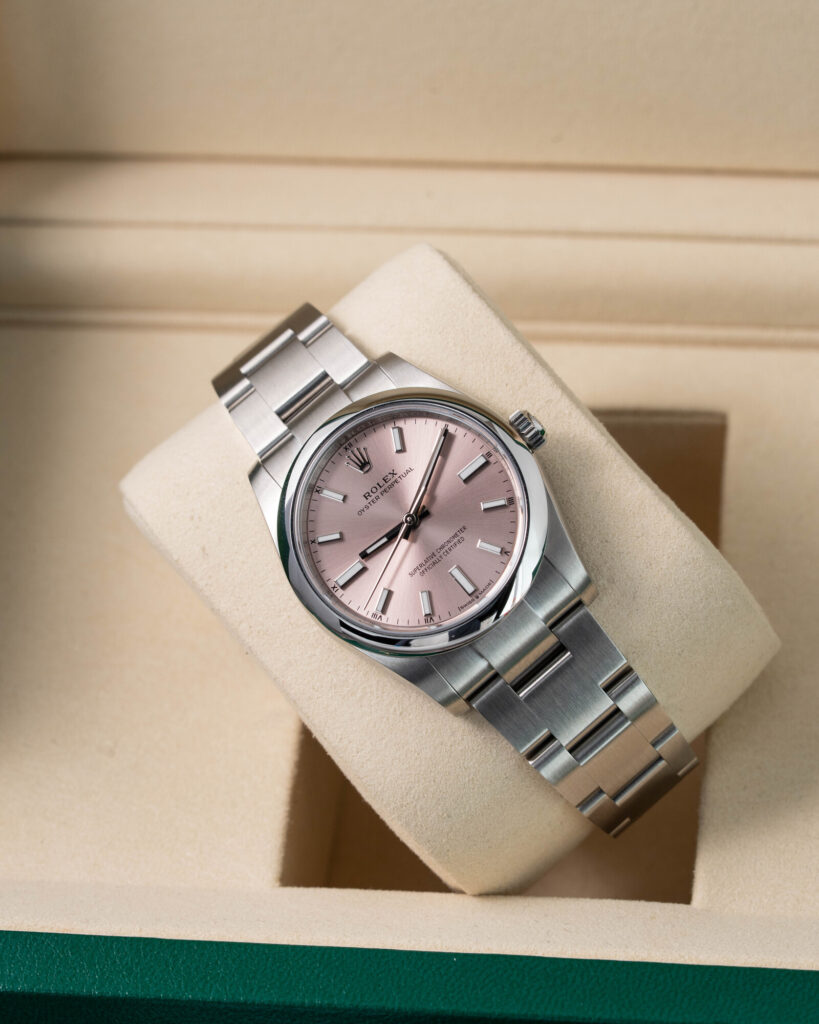 Rolex Oyster Perpetual 124200 2025
