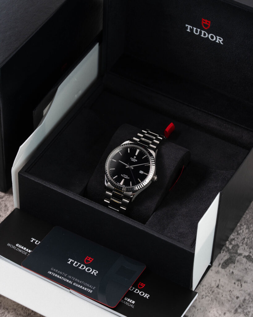Tudor Style 12710 2021