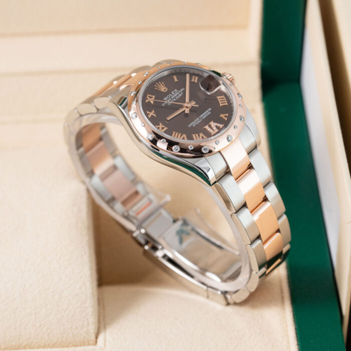 f210a4af-0a4a-4656-8ef8-f0a42d49a9b9.jpg