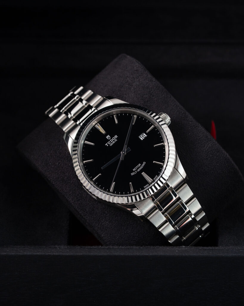 Tudor Style 12710 2021