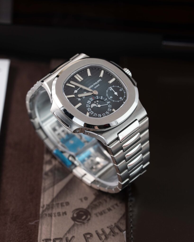 Patek Philippe Nautilus 5712/1A-001 2024
