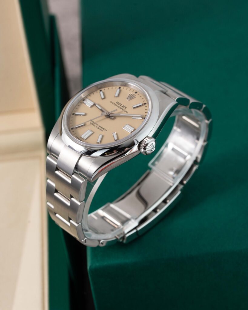 Rolex Oyster Perpetual 134300 2025