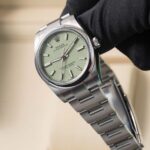Rolex Oyster Perpetual 124200 2025