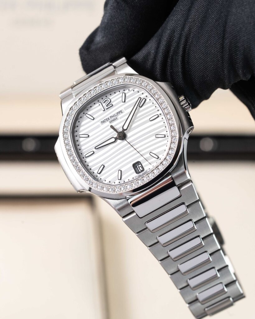 Patek Philippe Nautilus 7118/1200A-010 2024