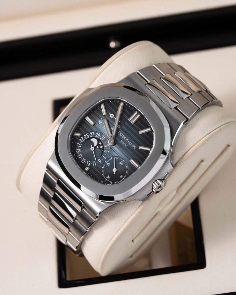 Patek Philippe Nautilus 5712/1A-001 2024