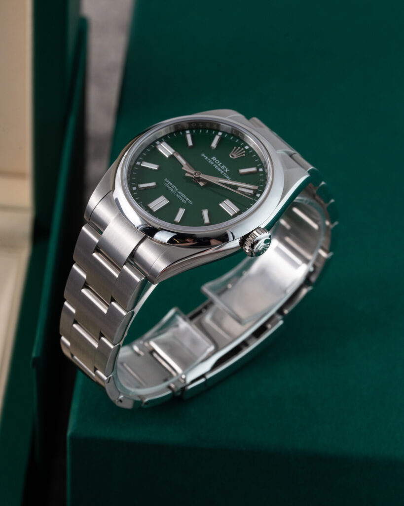 Rolex Oyster Perpetual 134300 2025