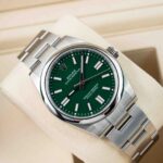 Rolex Oyster Perpetual 134300 2025