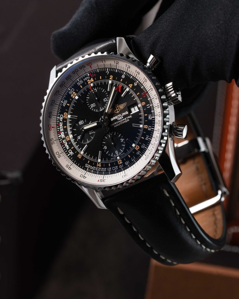 Breitling Navitimer World A2432212/B726 2017