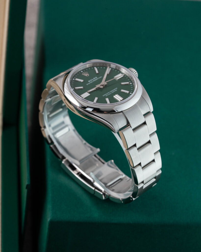 Rolex Oyster Perpetual 134300 2025
