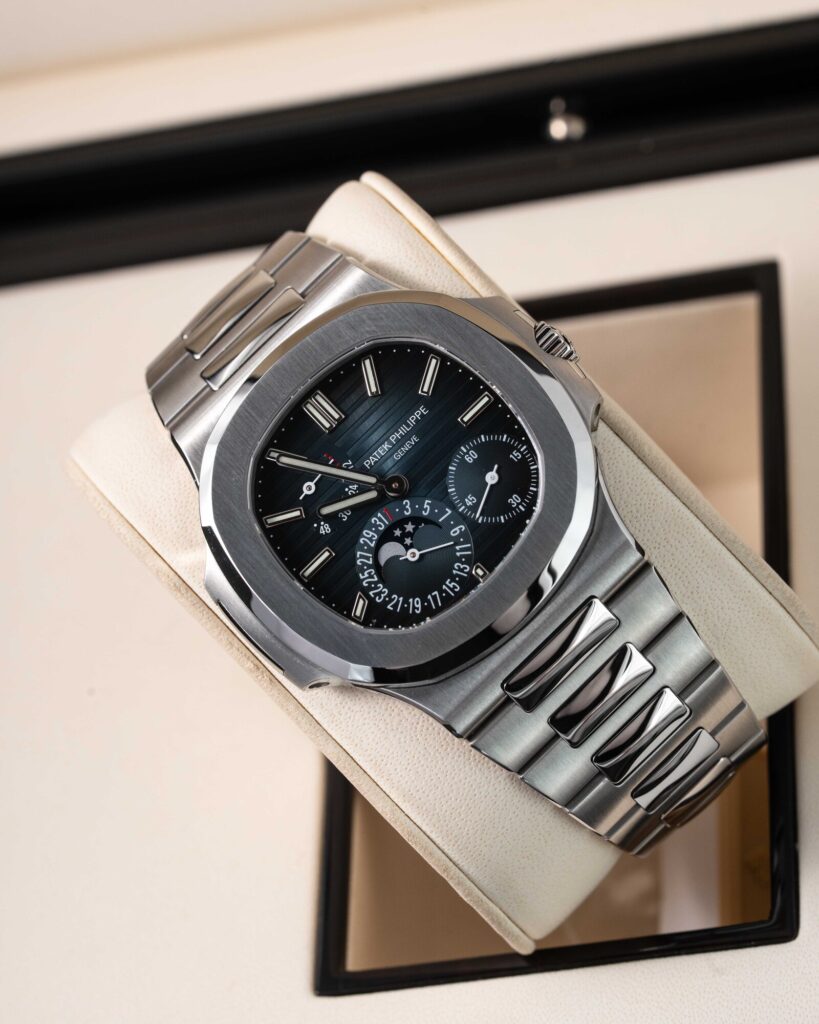 Patek Philippe Nautilus 5712/1A-001 2024