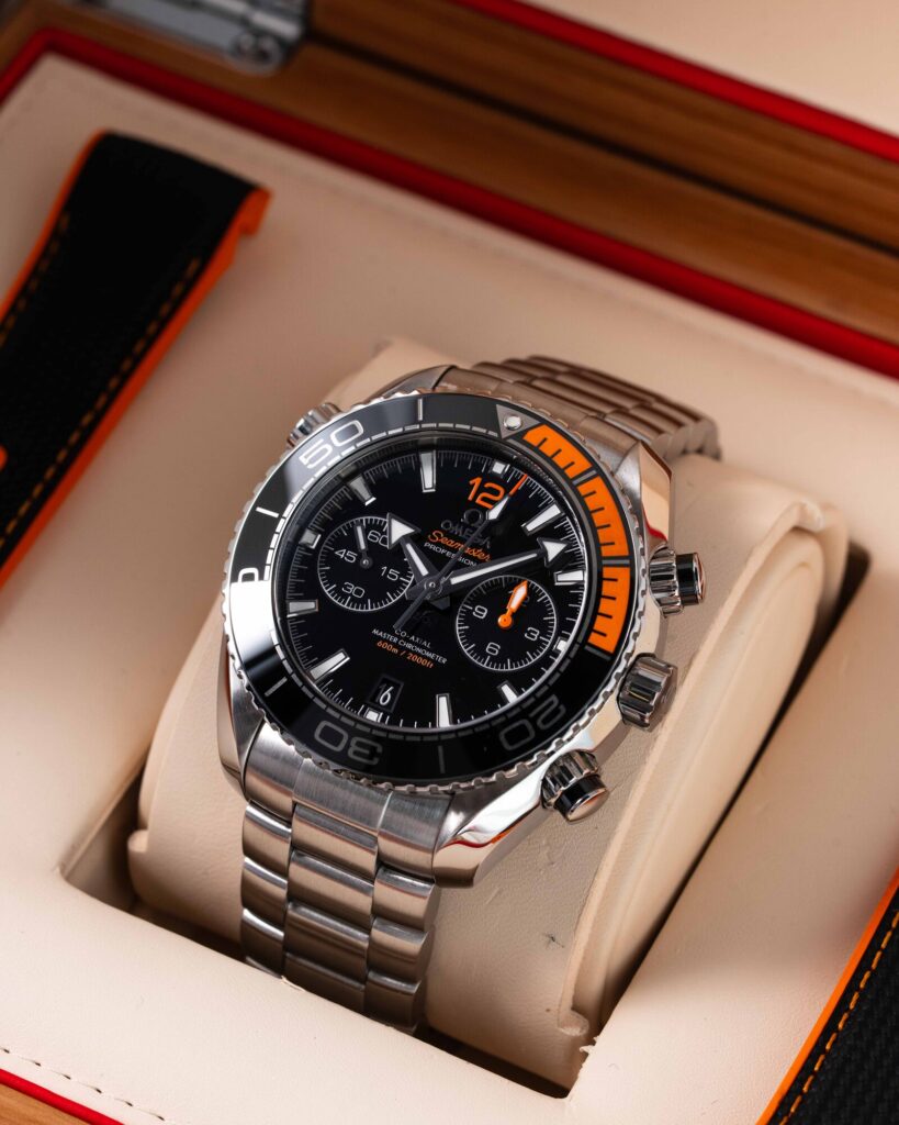 Omega Seamaster Planet Ocean Chronograph 215.30.46.51.01.002 2017