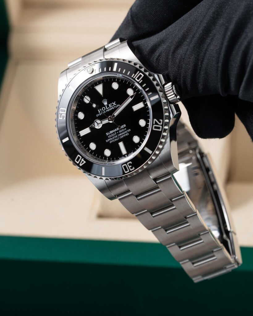 Rolex Submariner 124060 2022