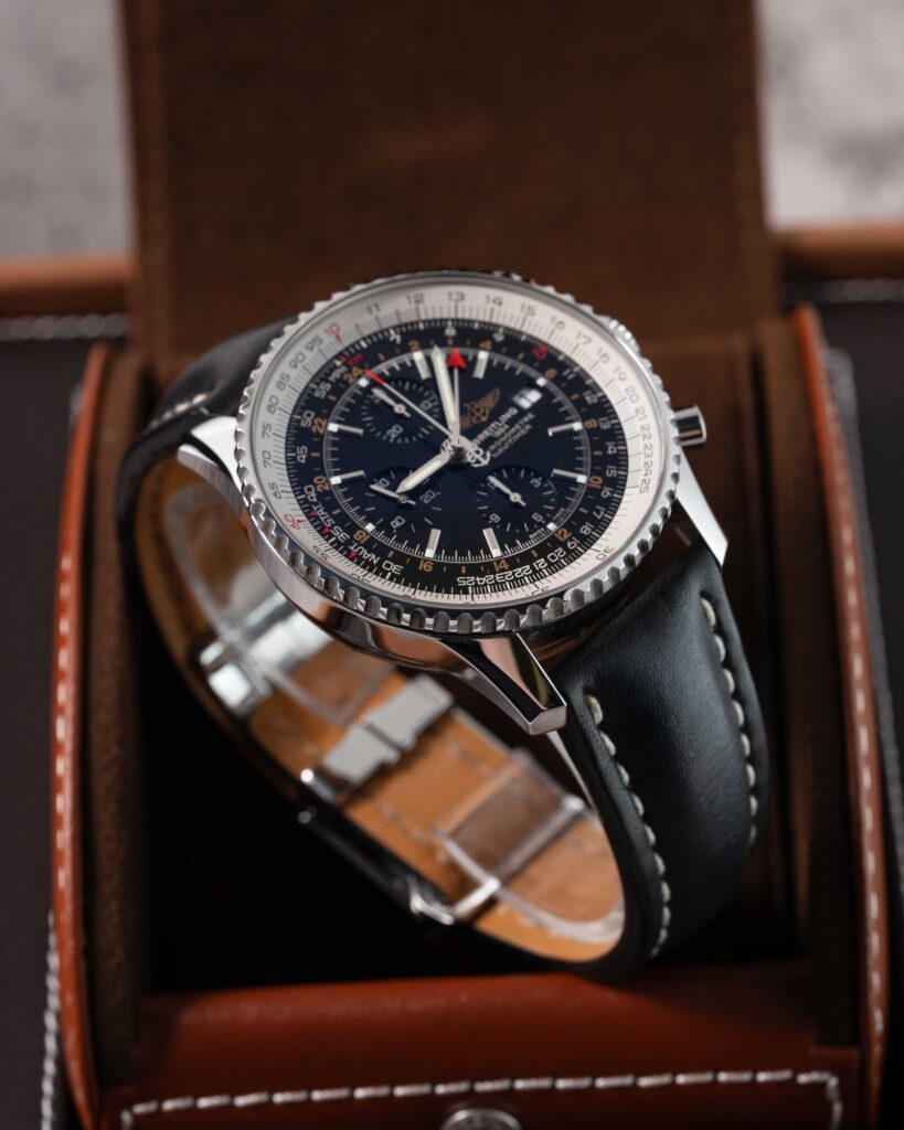 Breitling Navitimer World A2432212/B726 2017