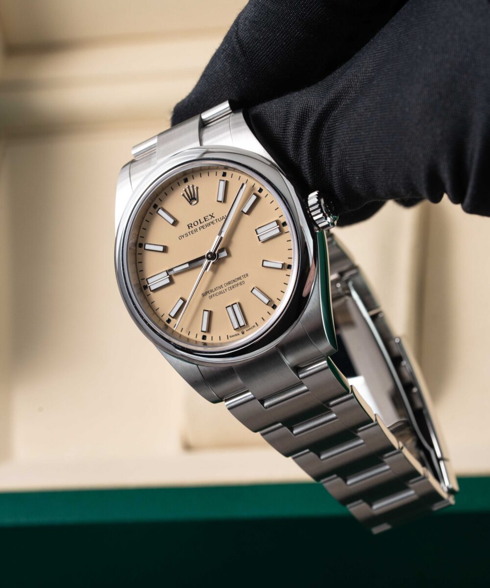Rolex Oyster Perpetual 134300 2025 – Watchtrader & Co