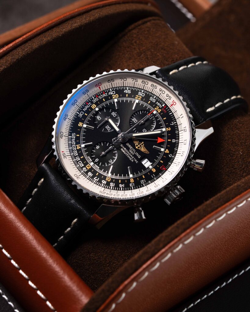 Breitling Navitimer World A2432212/B726 2017