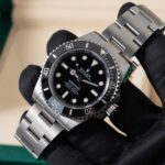 Rolex Submariner 124060 2022