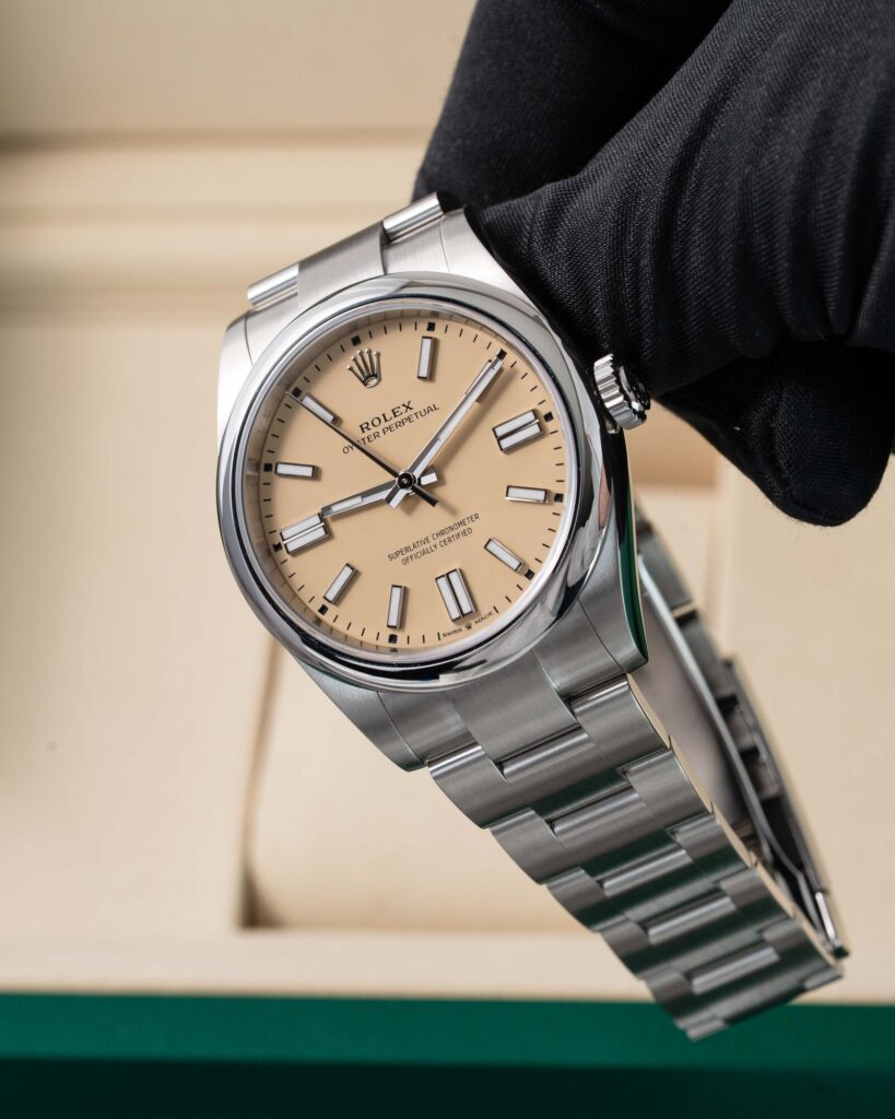 Rolex Oyster Perpetual 134300 2025