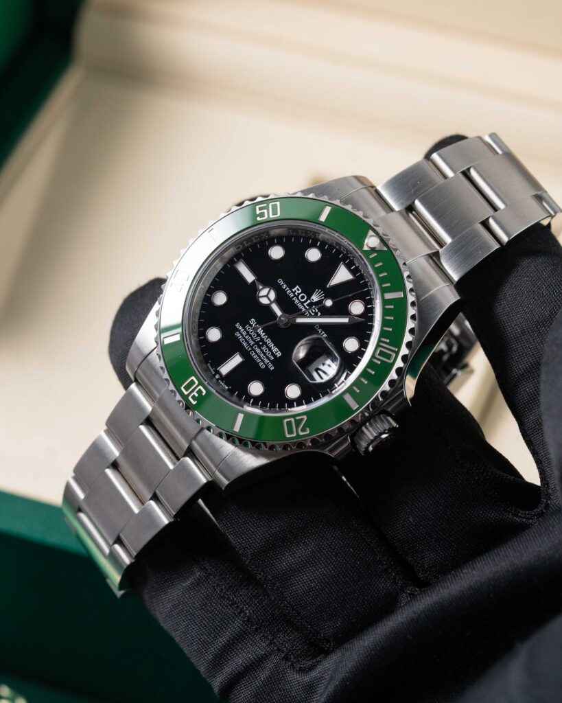 Rolex Submariner 126610LV 2025
