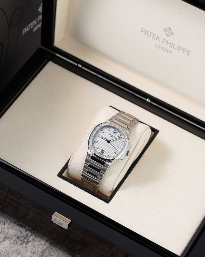 Patek Philippe Nautilus 7118/1200A-010 2024