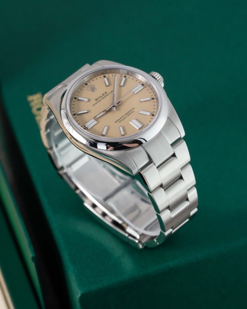 Rolex Oyster Perpetual 134300 2025