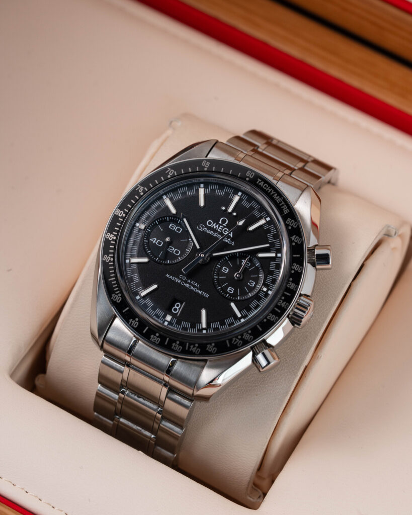 Omega Speedmaster Racing 329.30.44.51.01.001 2019