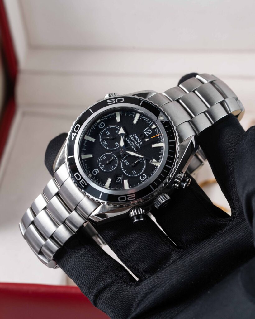 Omega Seamaster Planet Ocean Chronograph 2210.50.00 2006