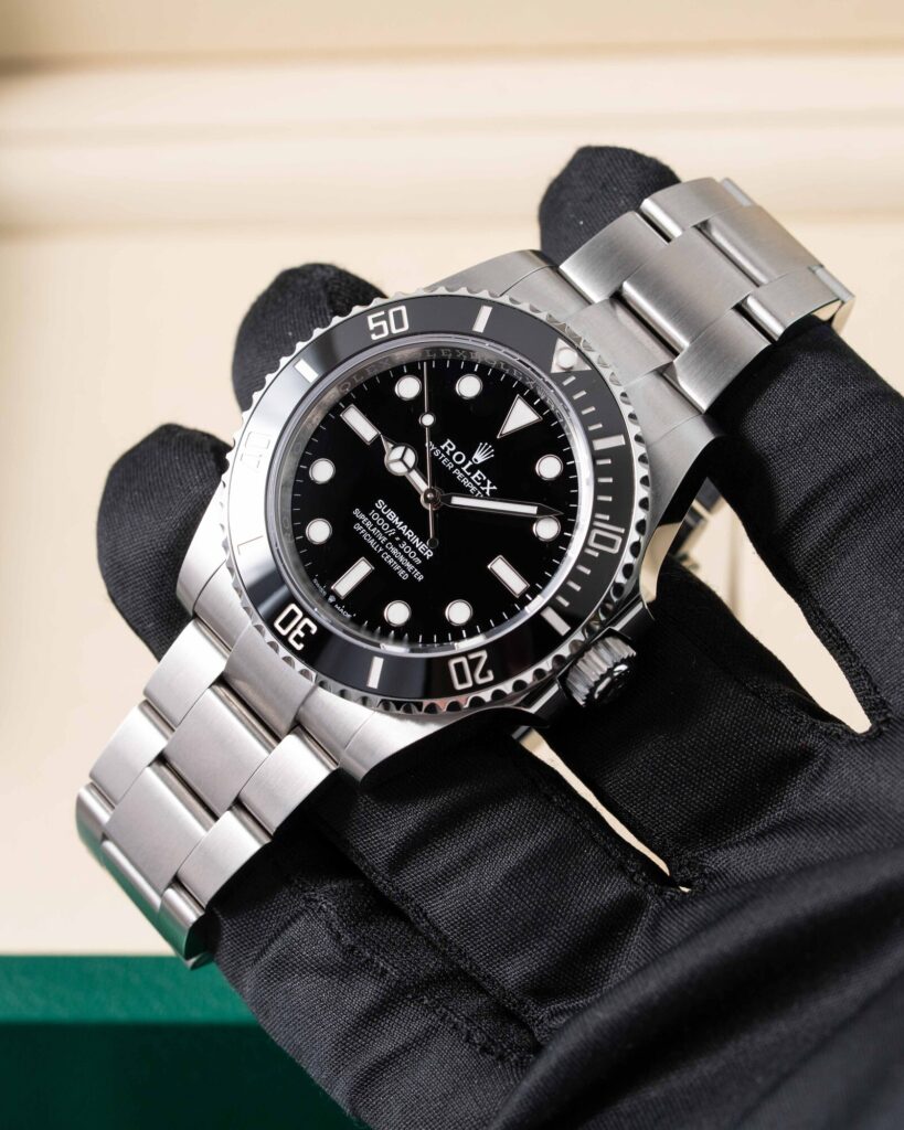 Rolex Submariner 124060 2025