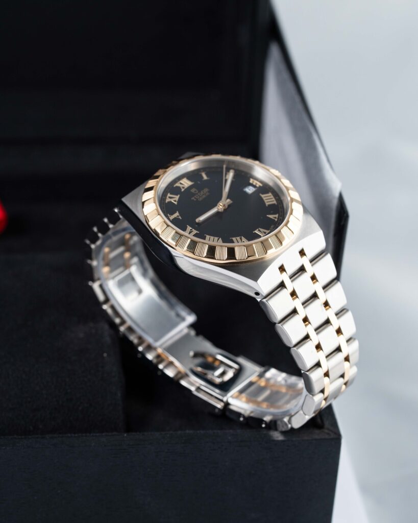 Tudor Royal