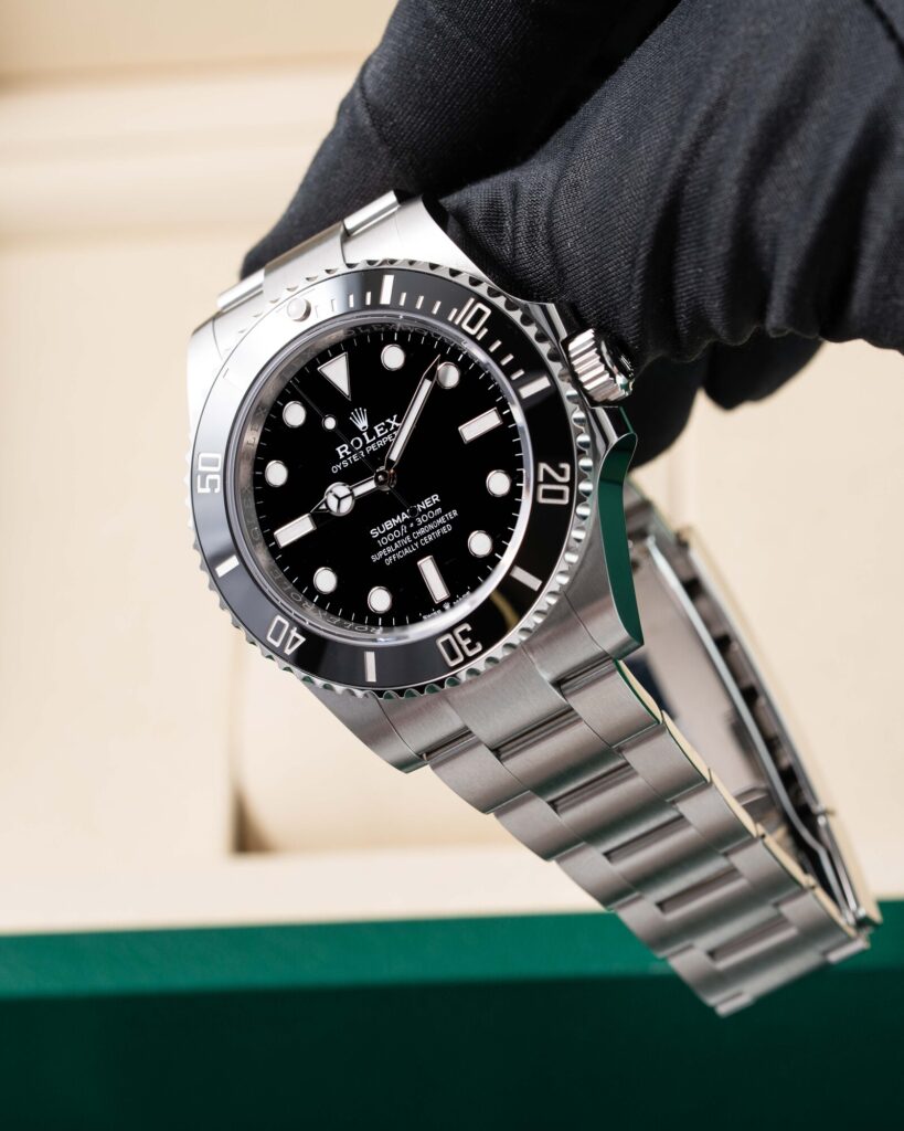 Rolex Submariner 124060 2025