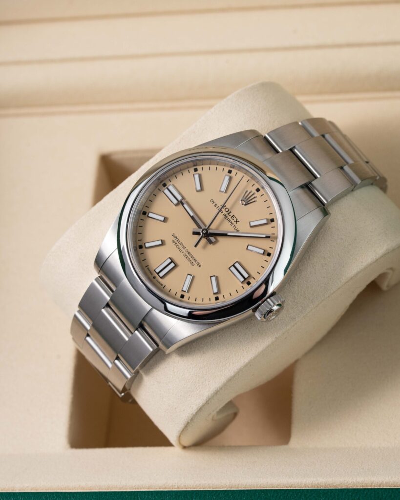 Rolex Oyster Perpetual 134300 2025