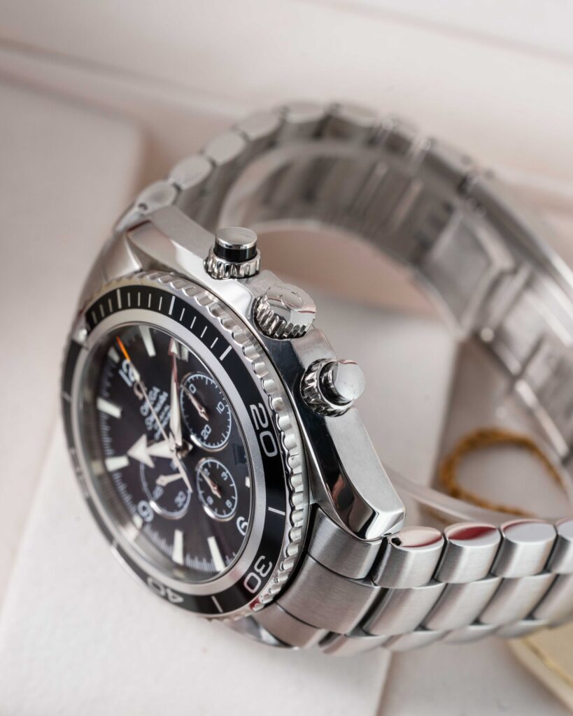Omega Seamaster Planet Ocean Chronograph 2210.50.00 2006