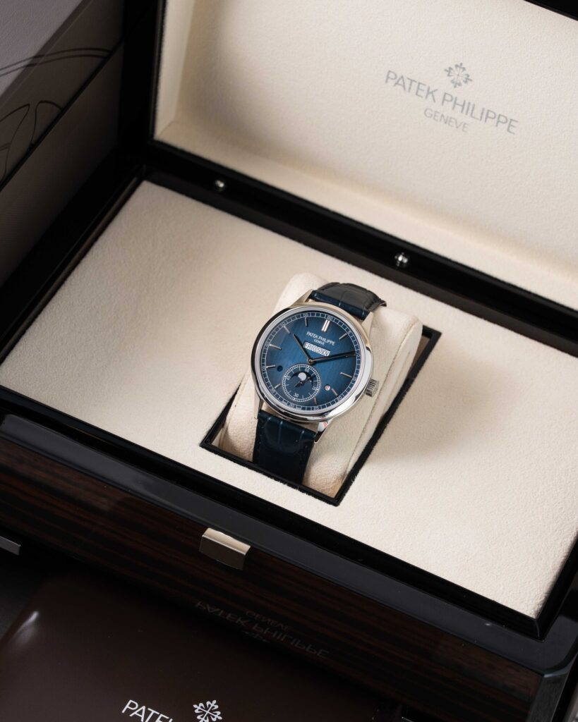 Patek Philippe Perpetual Calendar 5236P-001 2023 No Caseback