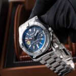 Breitling Avenger II GMT A323905A 2018