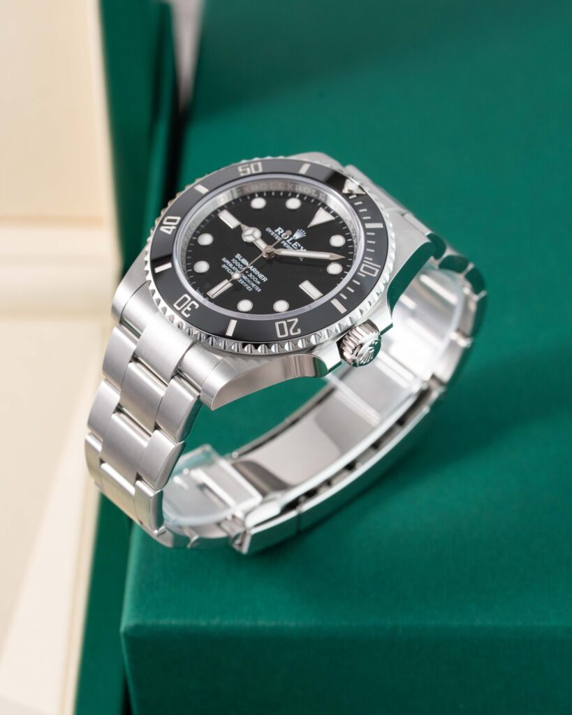 Rolex Submariner 124060 2025