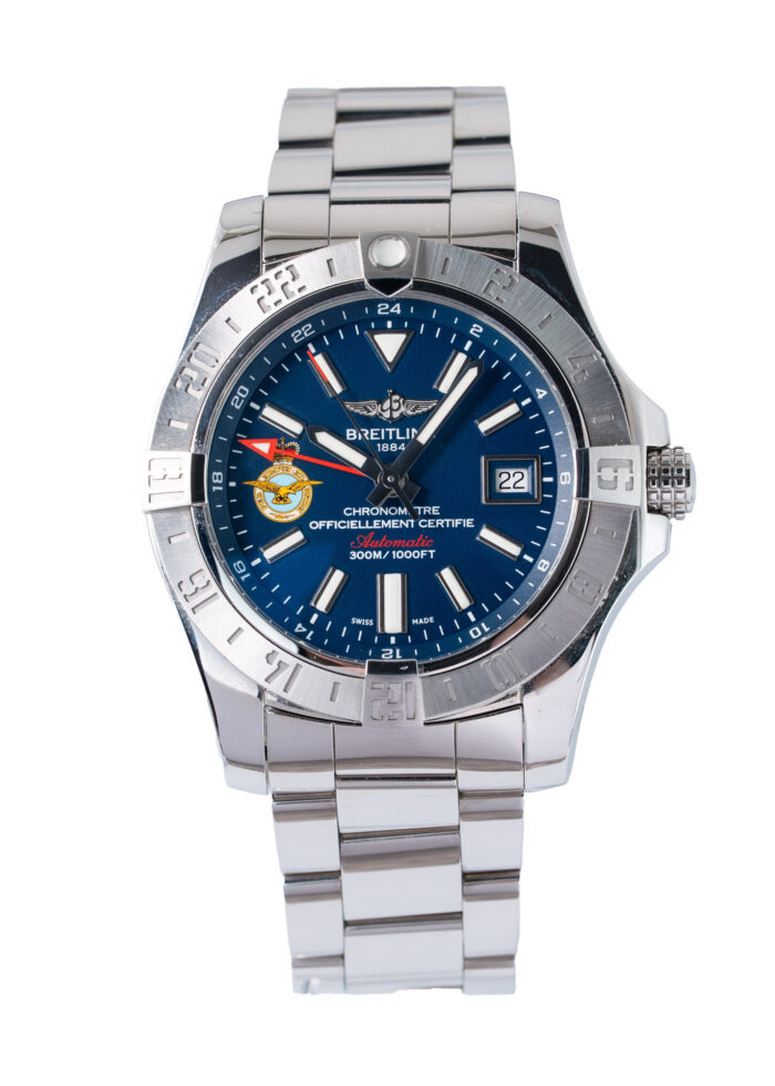 Breitling Avenger II GMT A323905A 2018